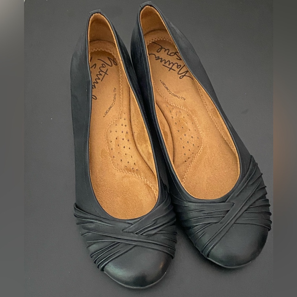 SOUL Naturalizer Girly Ballet Flats in Black, size 7.5
